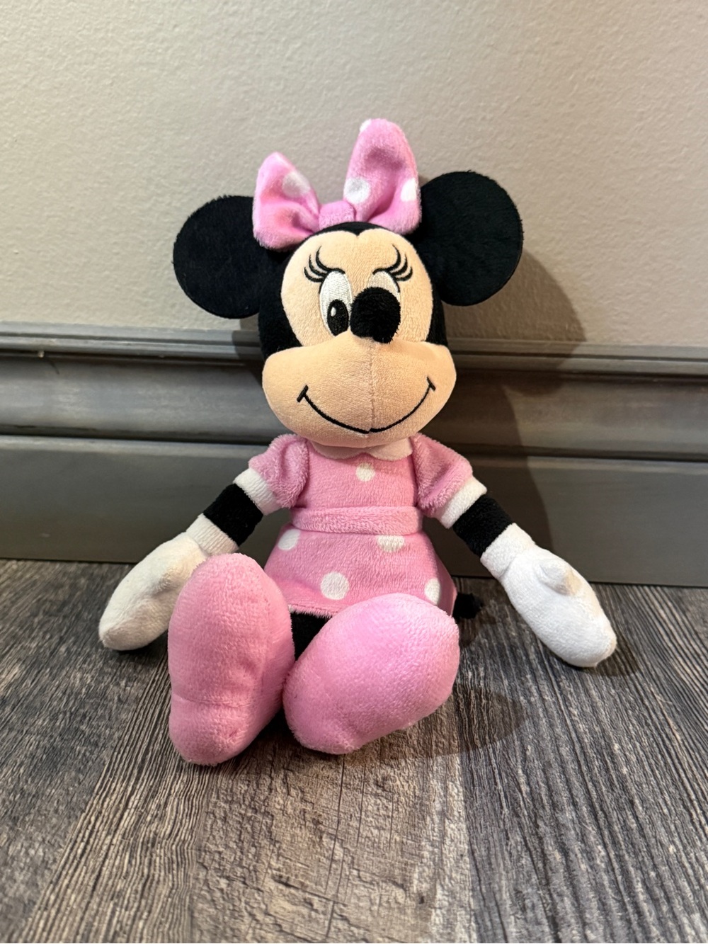 Disney Junior Minnie Mouse Pink Polka Dot Dress Plush Stuffed Animal Toy